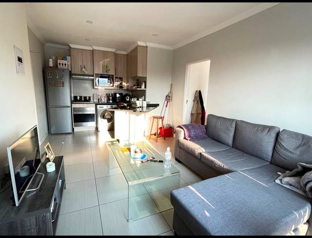 1 BEDROOM APARTMENT FOR SALE IN WILGEHEUWEL